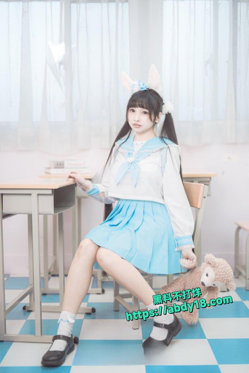 嫩妹落落Raku水手服自慰6