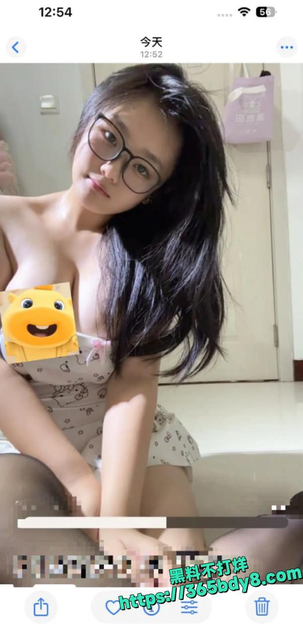 椰椰蛋卷巨乳视频泄密3