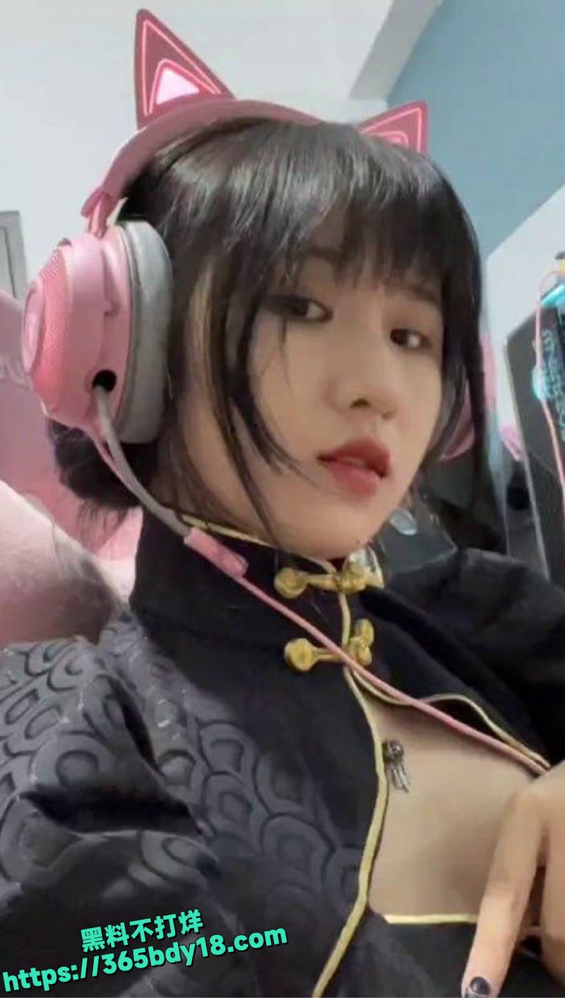 清纯学生妹反差自慰视频2