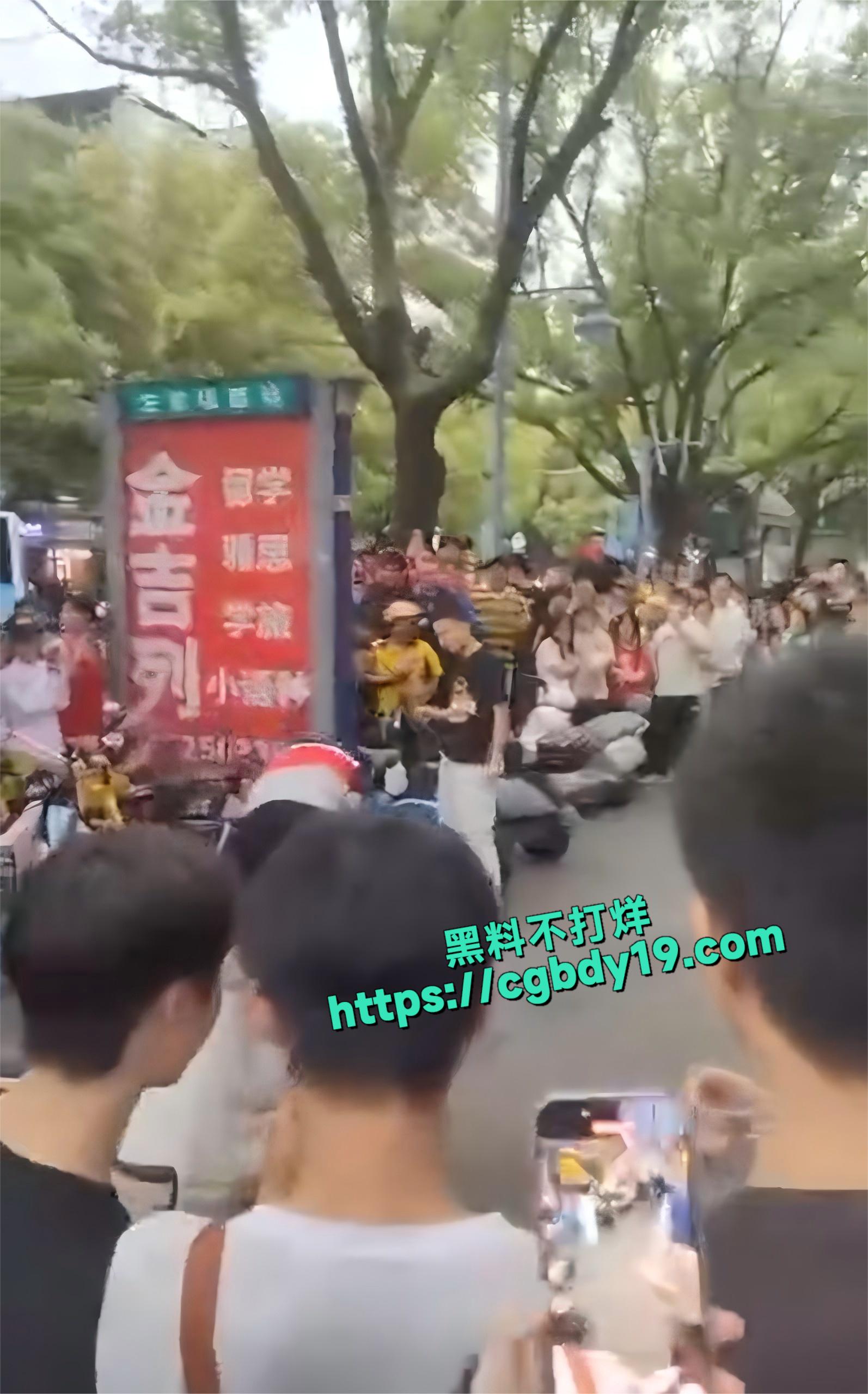 湖南纯爱战神倒下了1