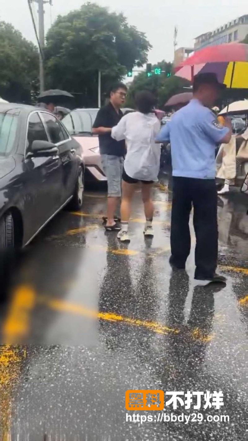 陕西理工大学女辅导员当小三被抓奸