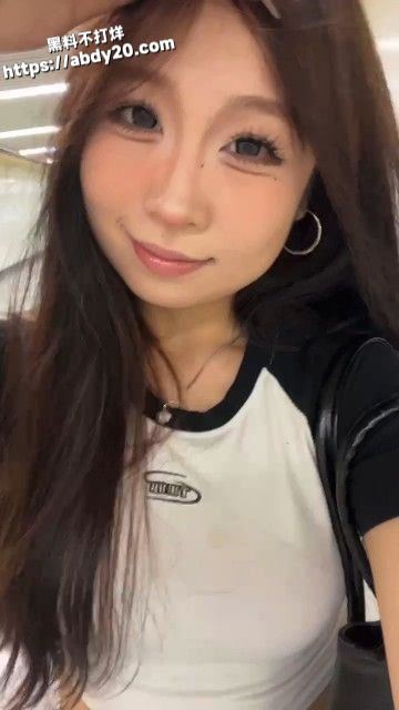 6湖南株洲海鲜潮滨江路女服务员 陈思莹