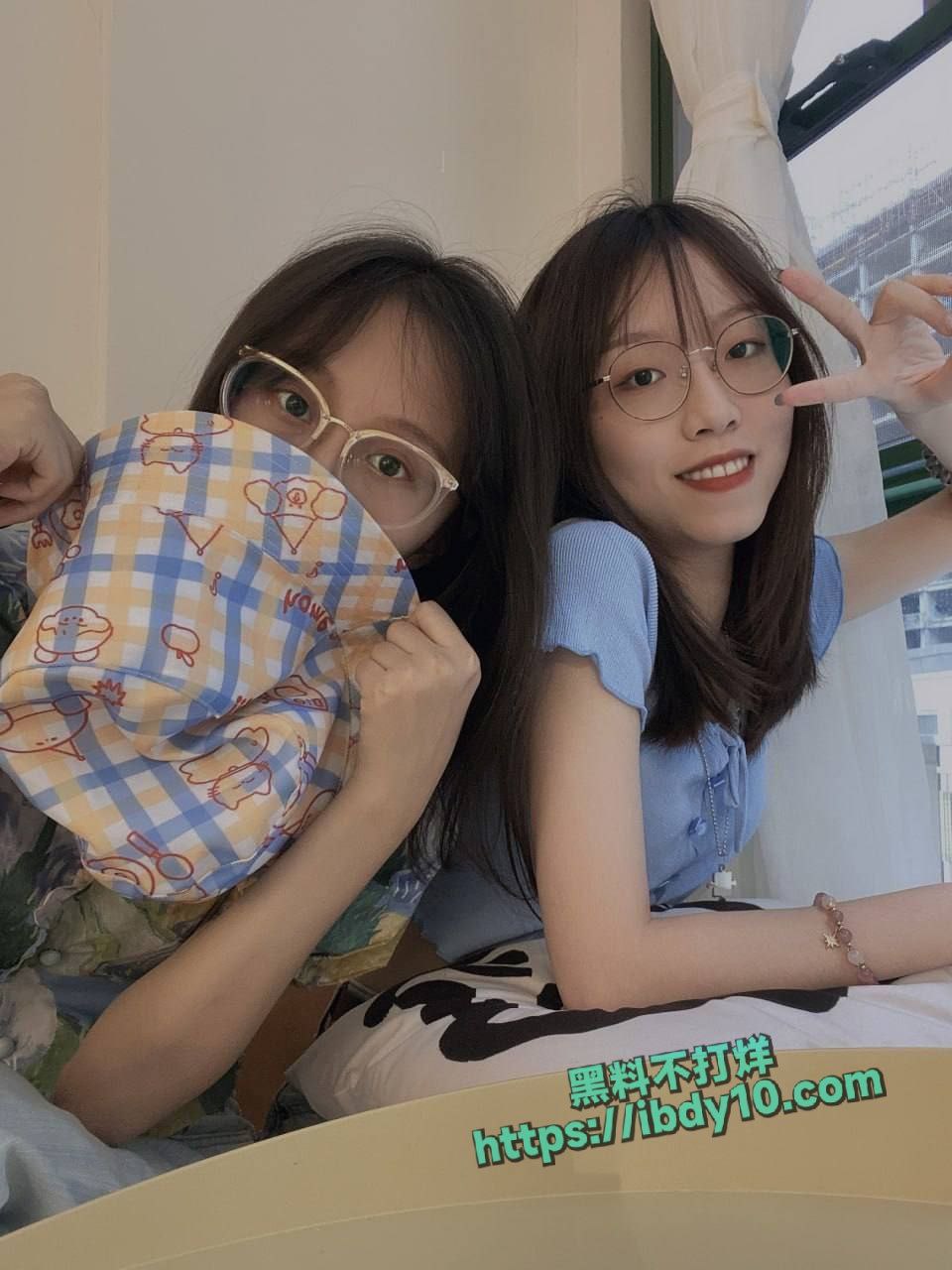 两周500元就拿下反差眼镜妹
