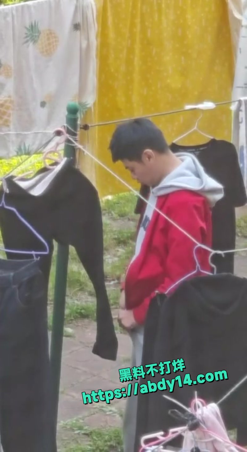 大连男大学生秋裤撸管7