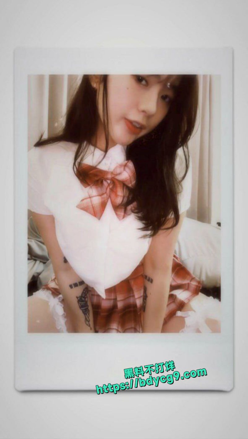 反差淫女楚梦舒写真自慰和朋友做爱5