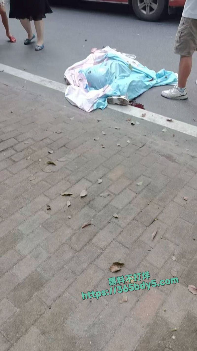湖南衡阳耒阳突发持刀砍人事件31岁男子持刀报复社会专杀小孩11