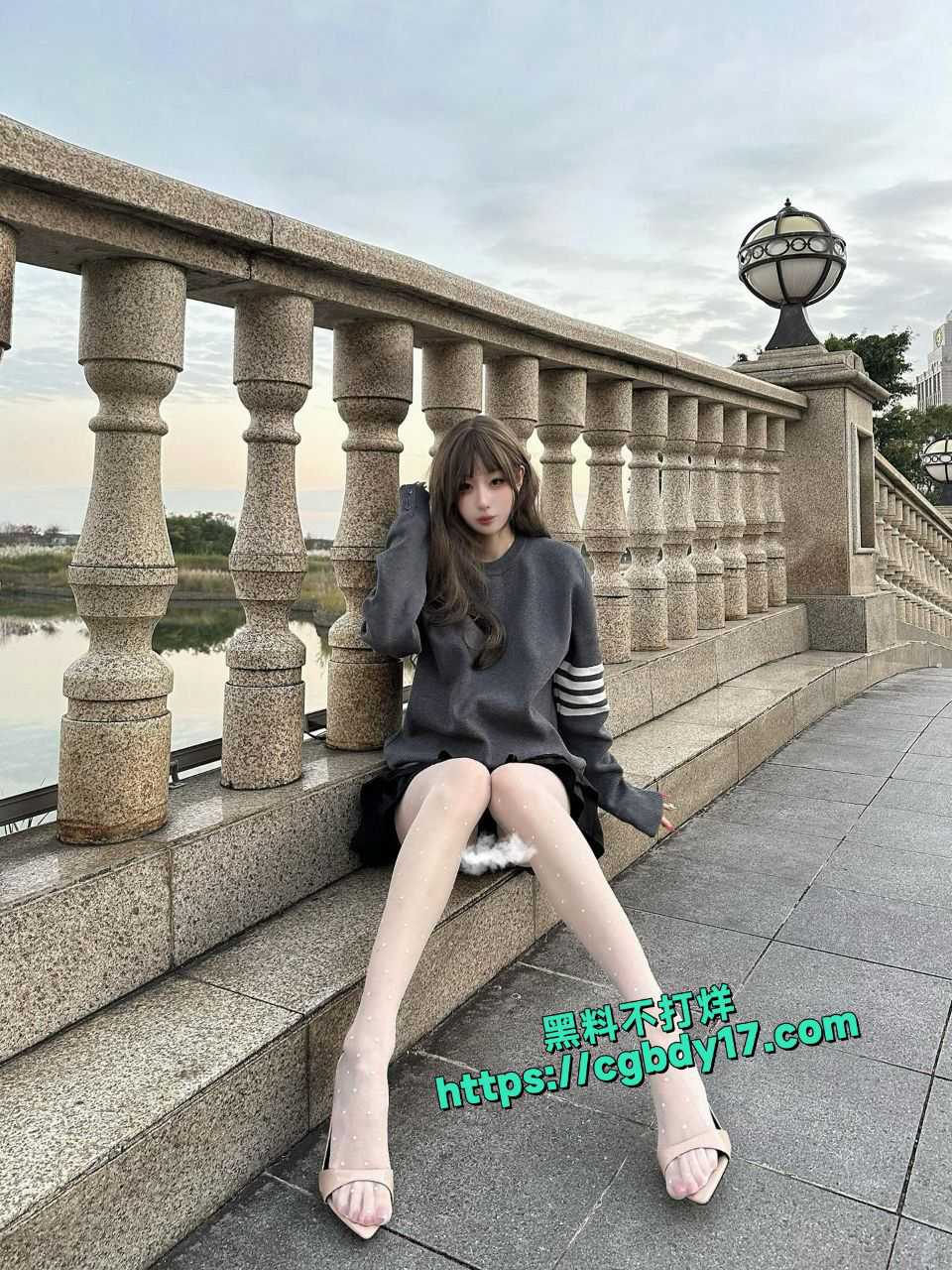 抖音小水不哭首部做爱流出7