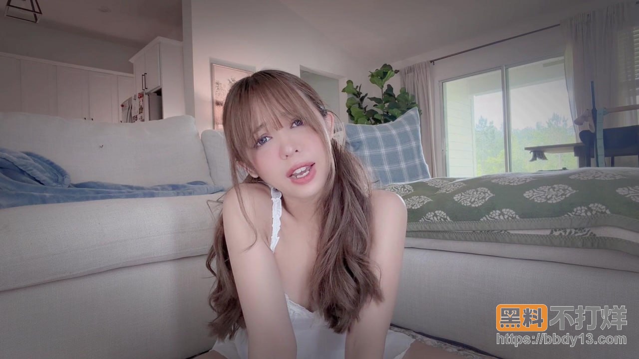 亚洲童颜美女Kittyxkum8