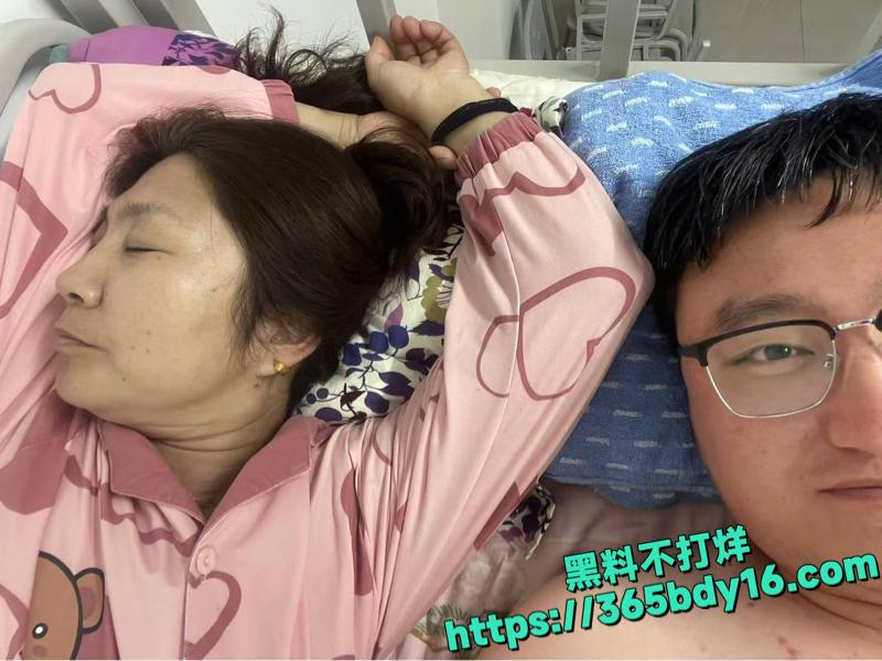 建筑大学左一飞恋老癖好曝光3.