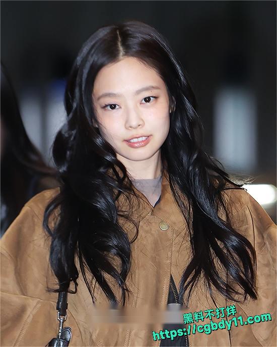 韩国女团 Blackpink 成员 jennie 4