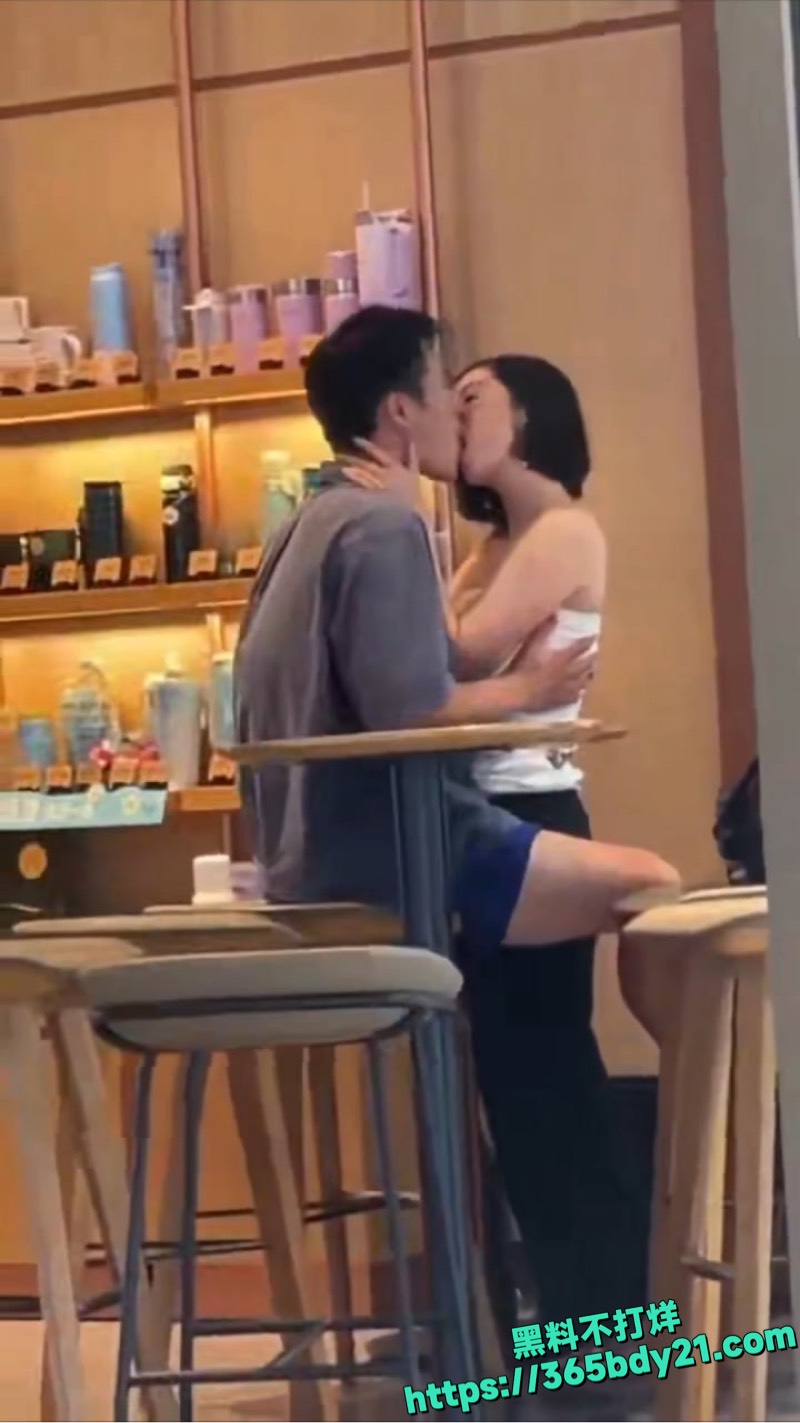 气质御姐带小鲜肉逛街8