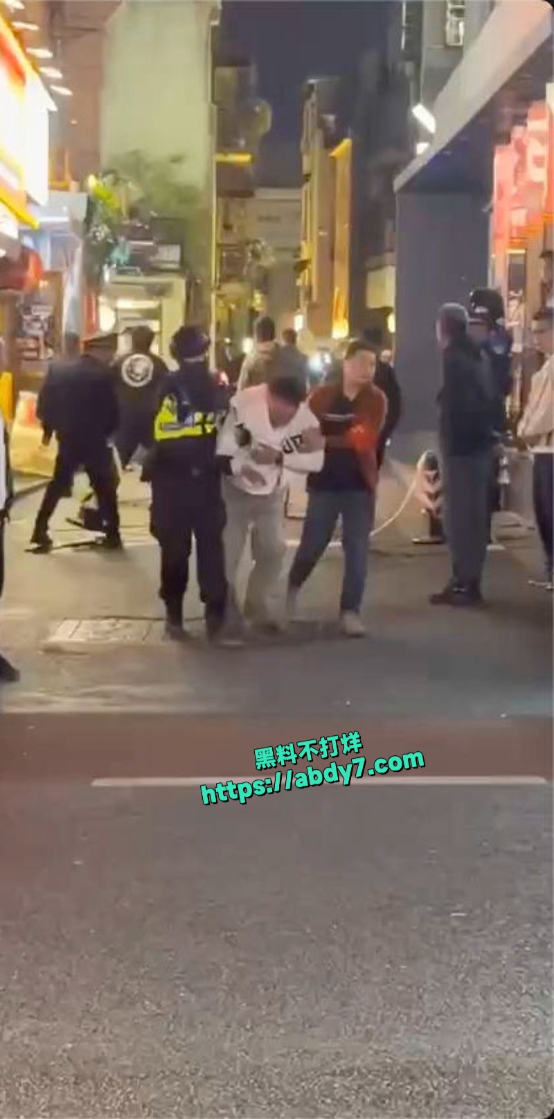 长沙潮宗街墙体坍塌惨剧曝光 6