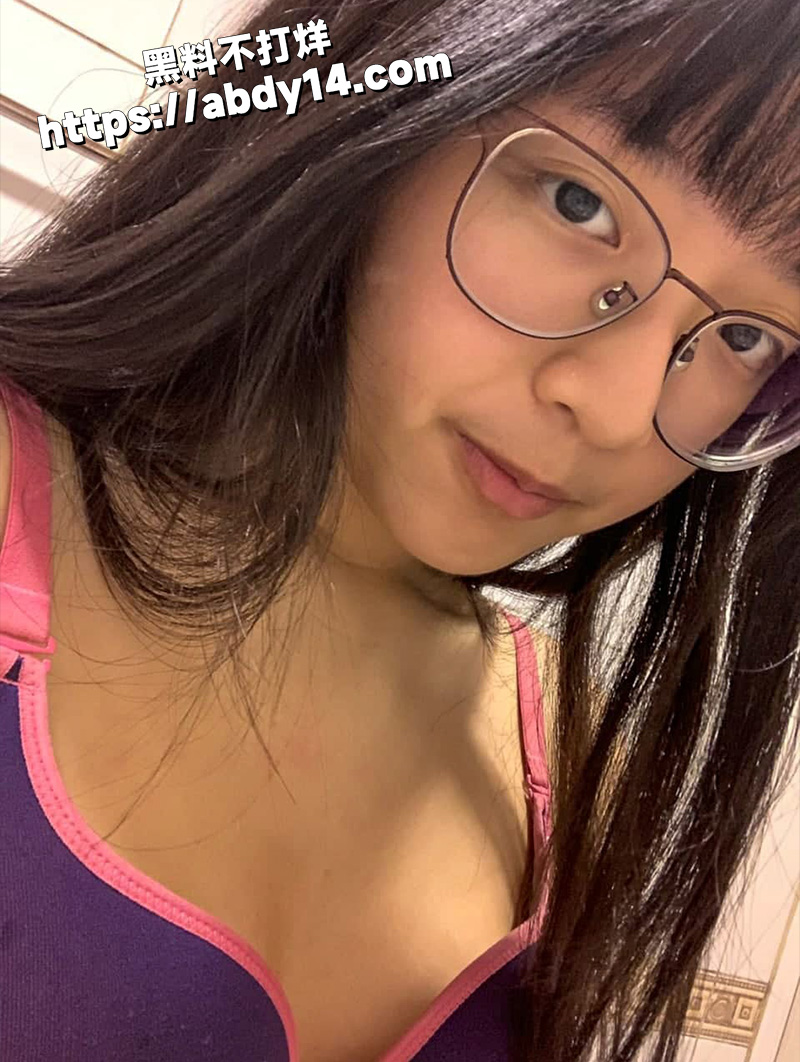 台湾大一新生林欣妤天生淫娃8