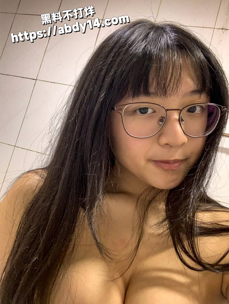 台湾大一新生林欣妤天生淫娃6