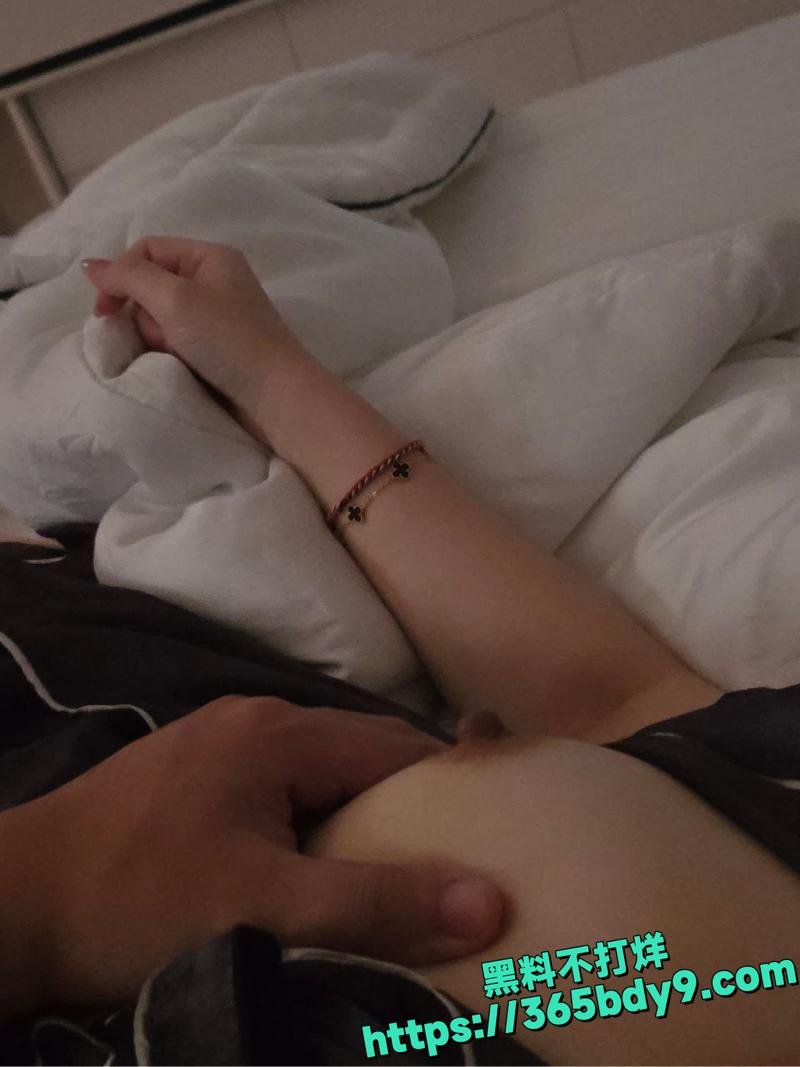 骚妻王丹丹背叛绿帽老公13