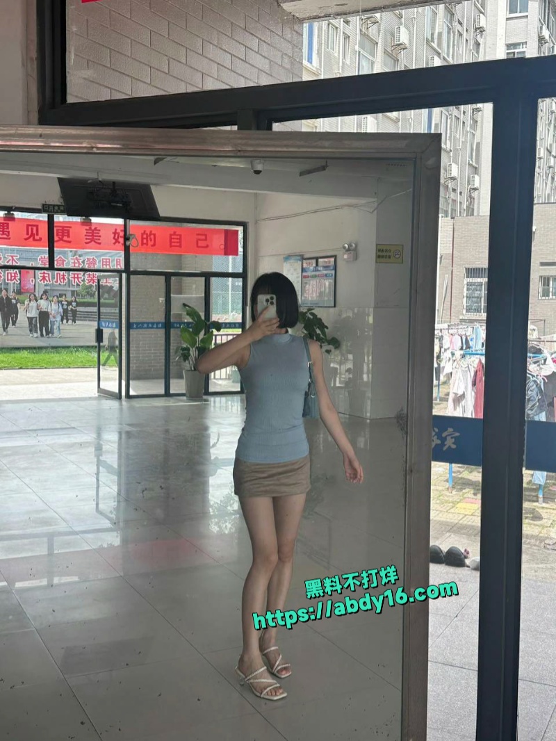 山东极品少女西西私拍流出 5