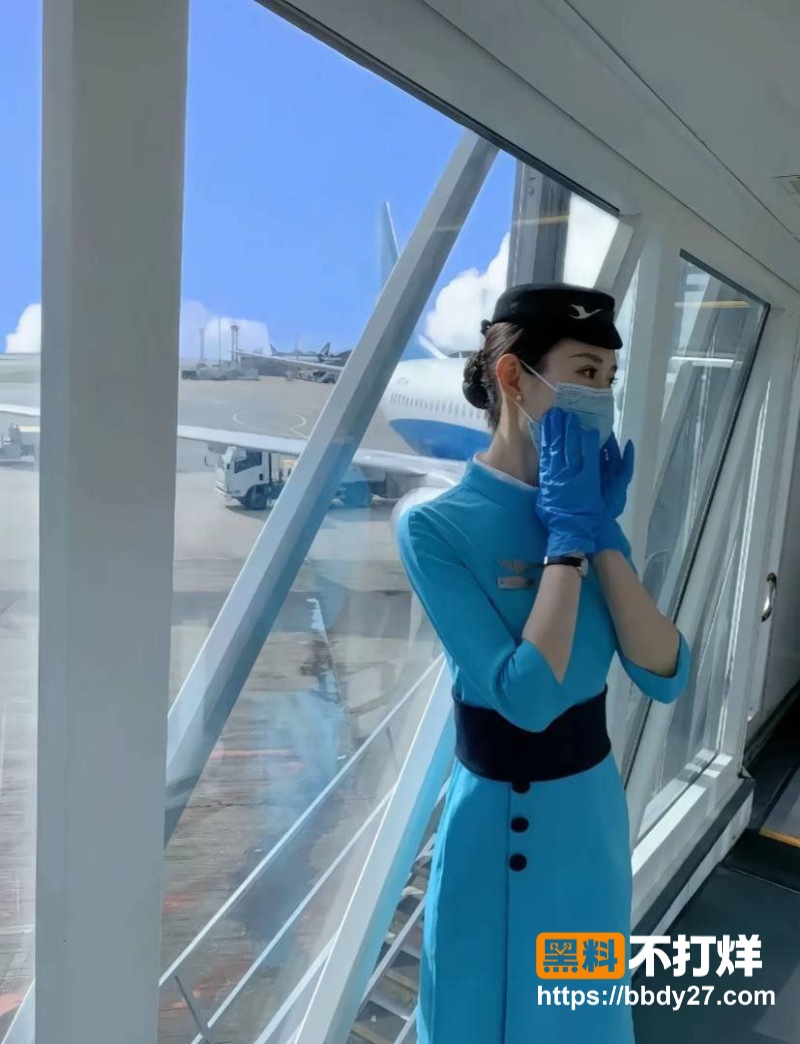 高颜值厦航在职空姐欣欣杨09