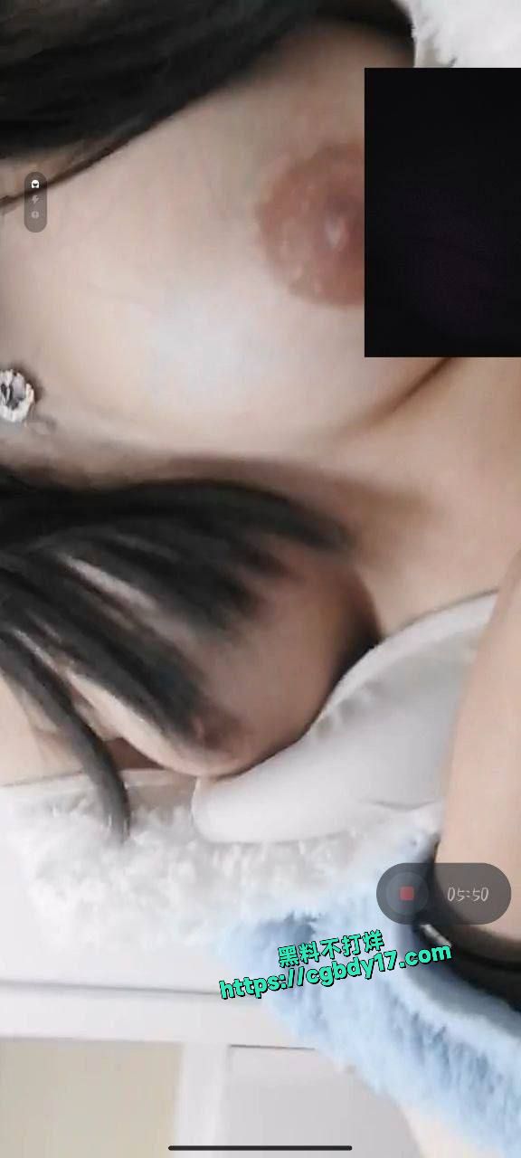 江西上饶职业技术学院王思琪与前男友性爱视频泄密4