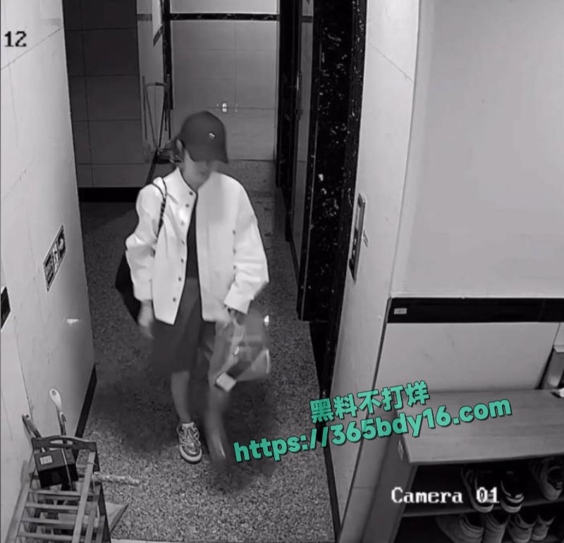 男子曝光自己44万粉丝的网红老婆出轨健身教练12