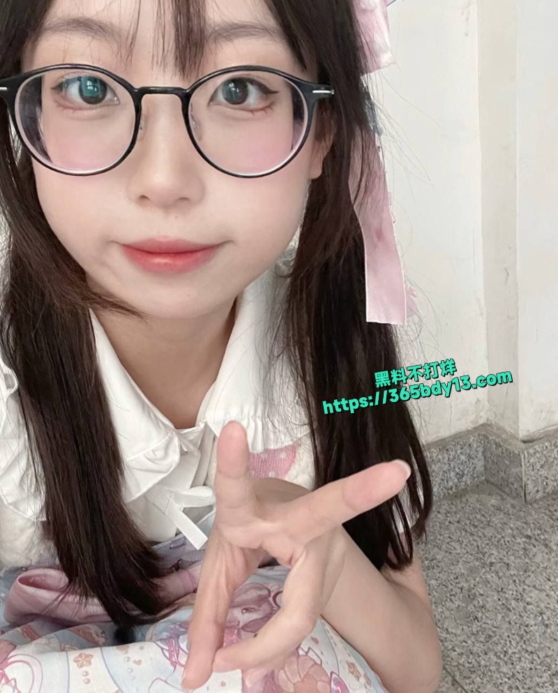 素人眼镜妹13