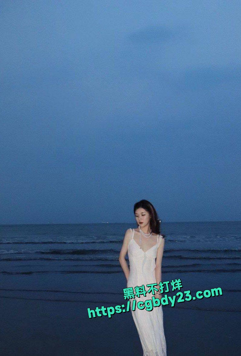 01年平面模特蒯欣欣在家与男友做爱被曝光1