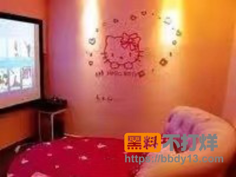 私人影院陪睡 16