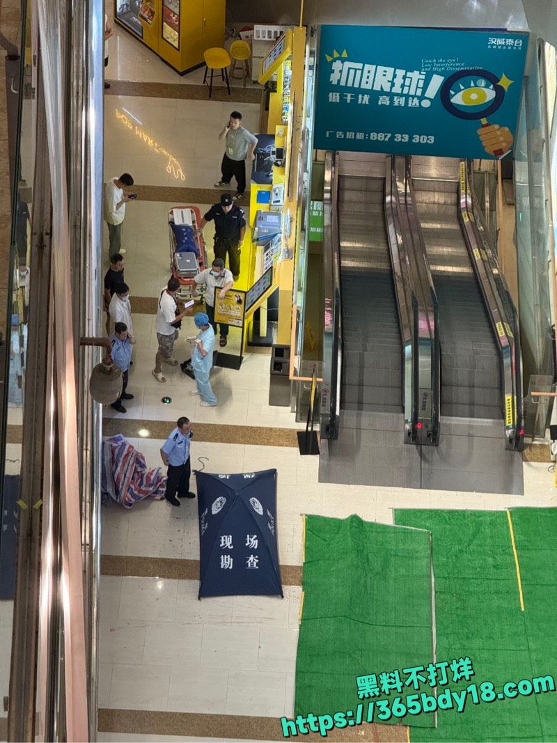 汕头苏宁广场跳楼事件1