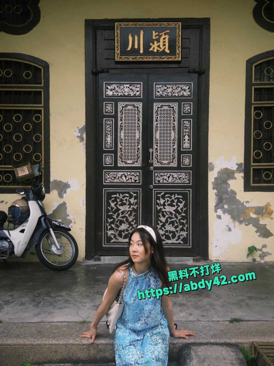 青岛反差母狗 李叶 1