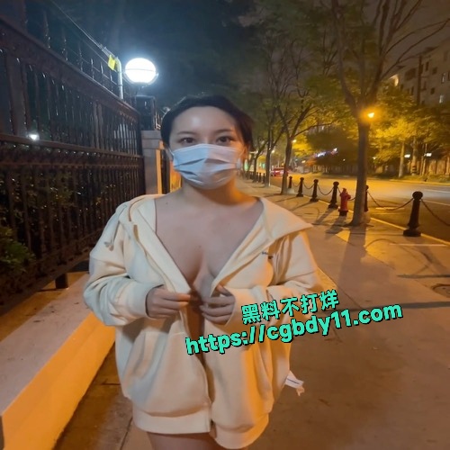 【豆瓣酱】小坦克，私人定制全裸路外露出5