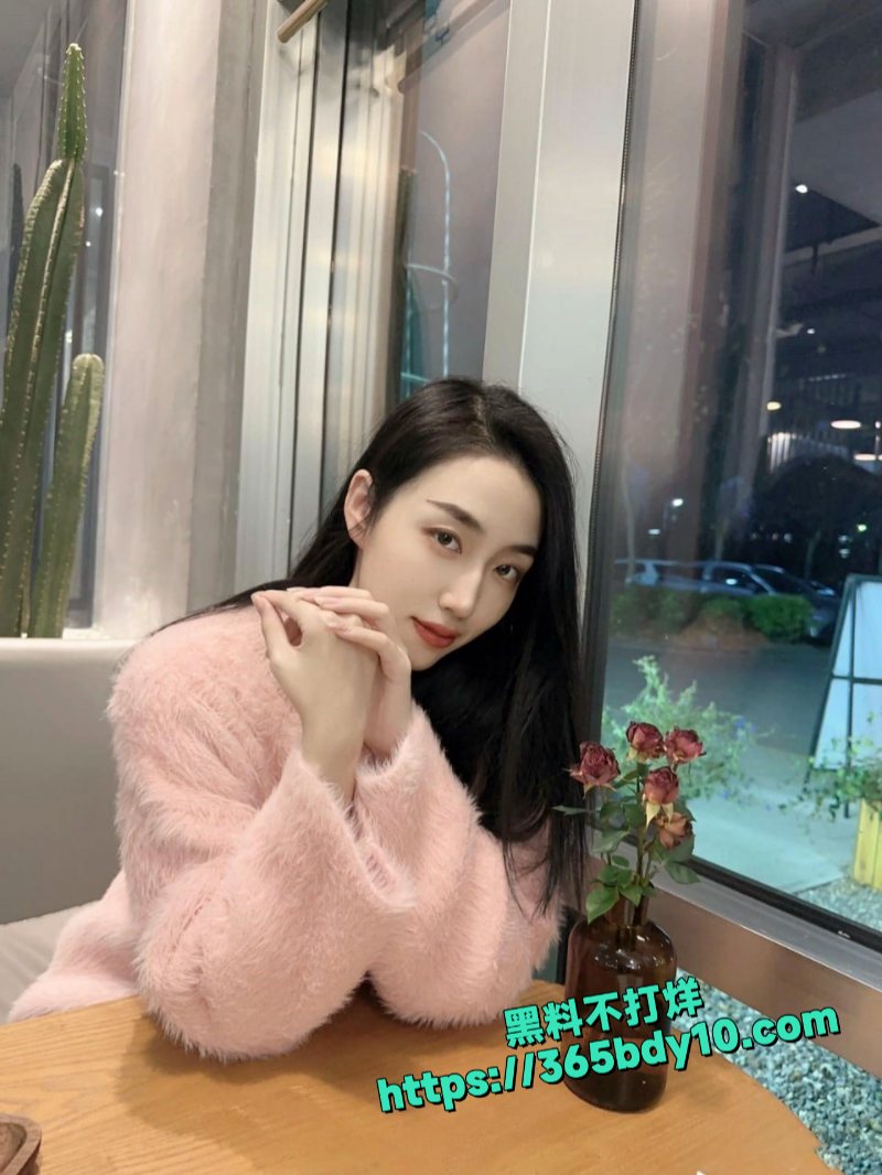 00后英语老师多次裸贷无力偿还肉偿抵债9