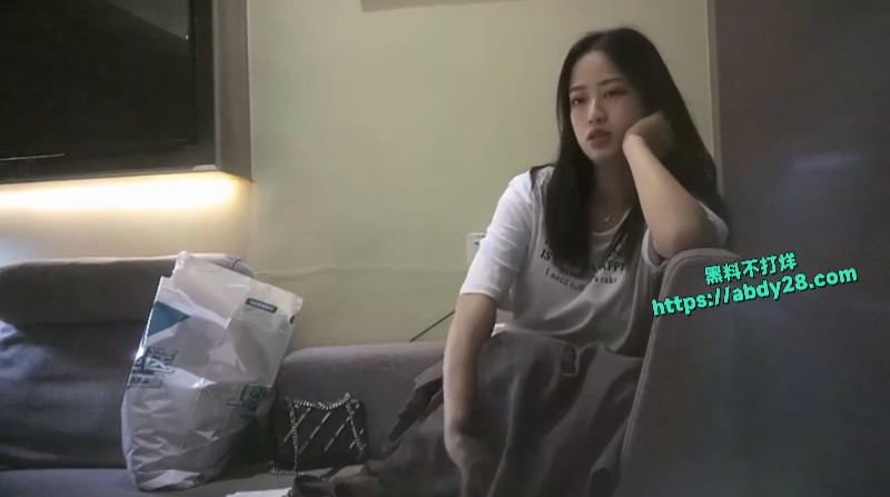 约炮漂亮清纯小姐姐