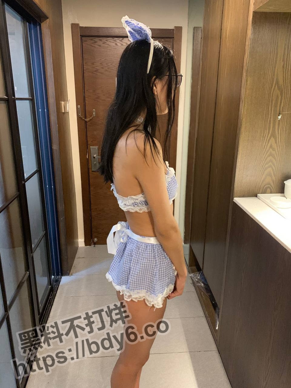 女仆1.jpg