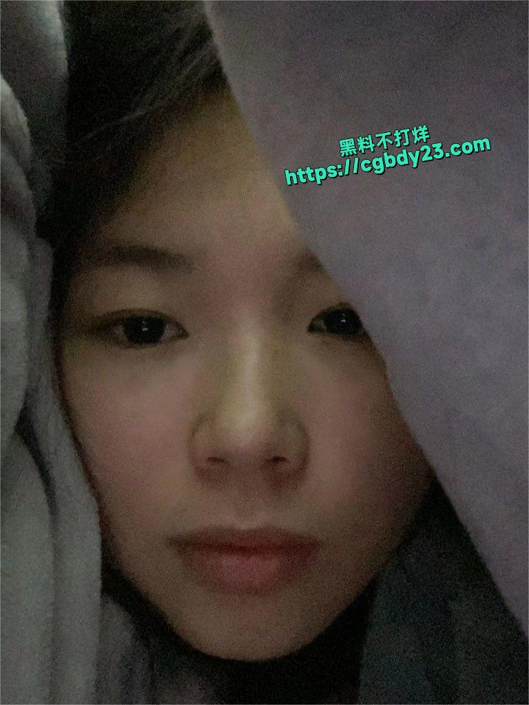 清纯腼腆的眼镜妹大学生9