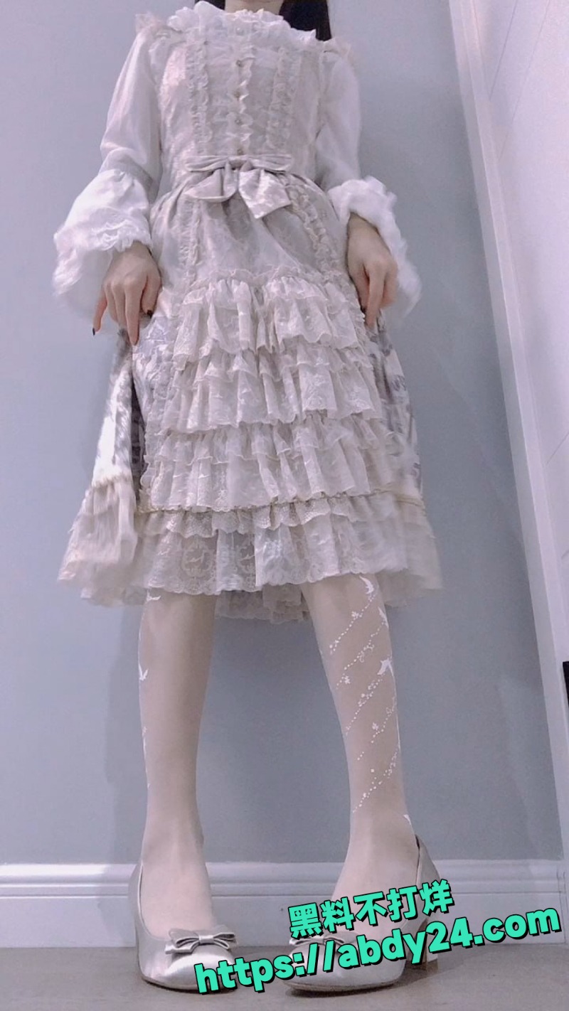 可爱兔付费定制大尺度自慰3