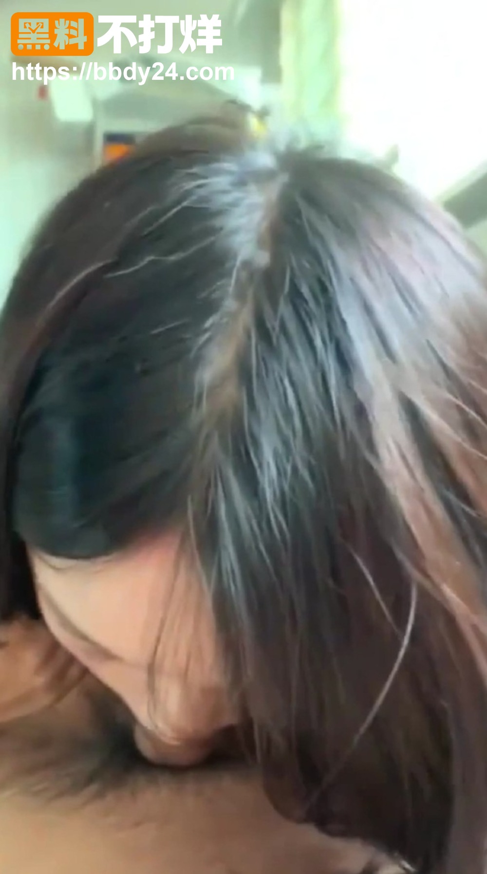 情侣私拍近距离口交3