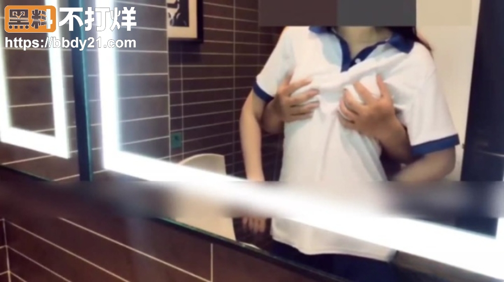 白虎制服学妹2