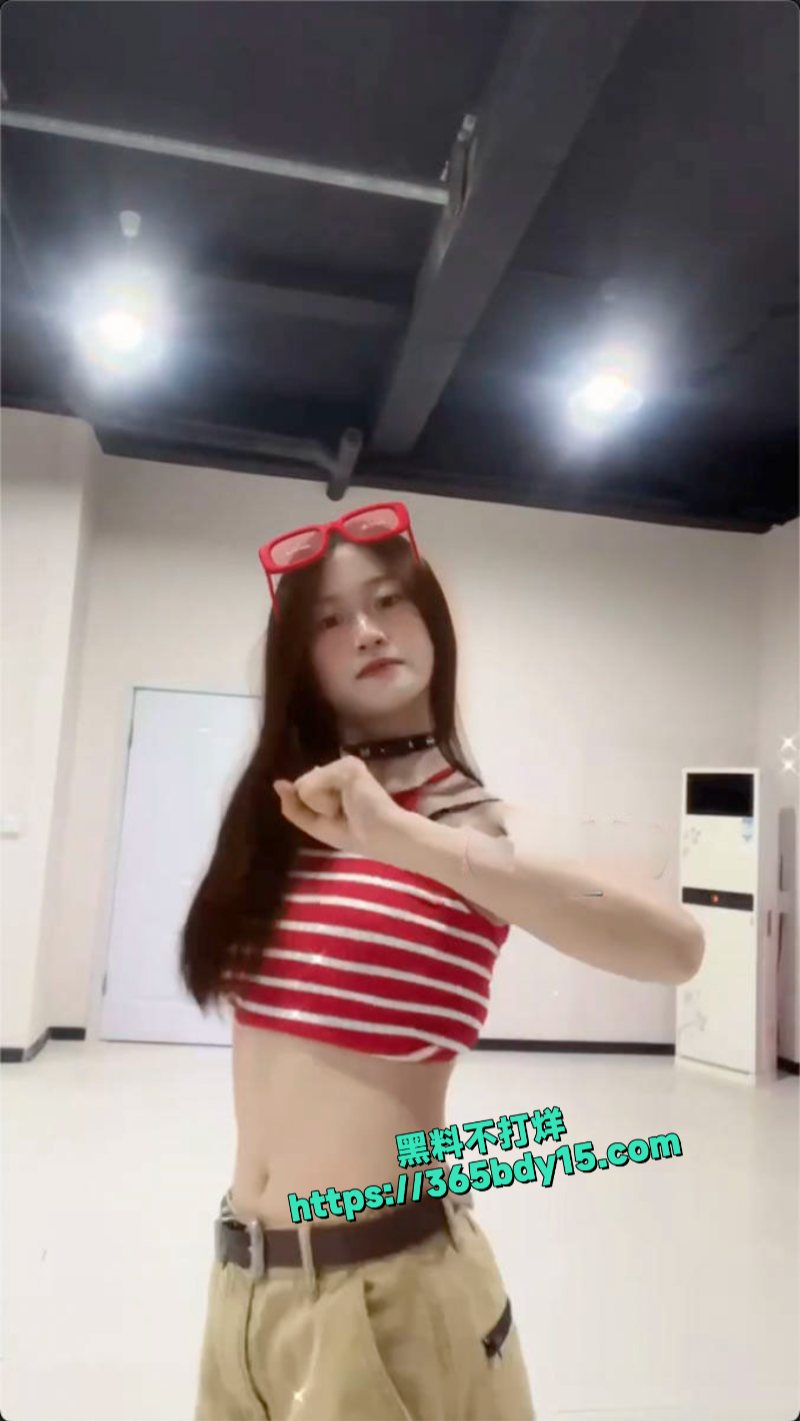 山东济南废物男友投稿女友给自己戴绿帽4