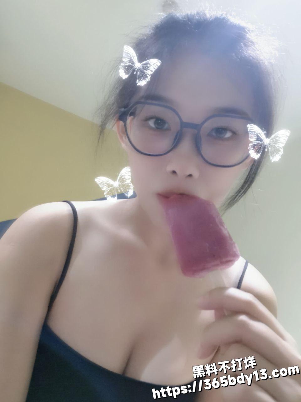 眼镜妹泄密19
