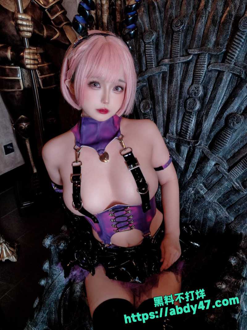 日奈娇化身性感魅魔Cosplay1