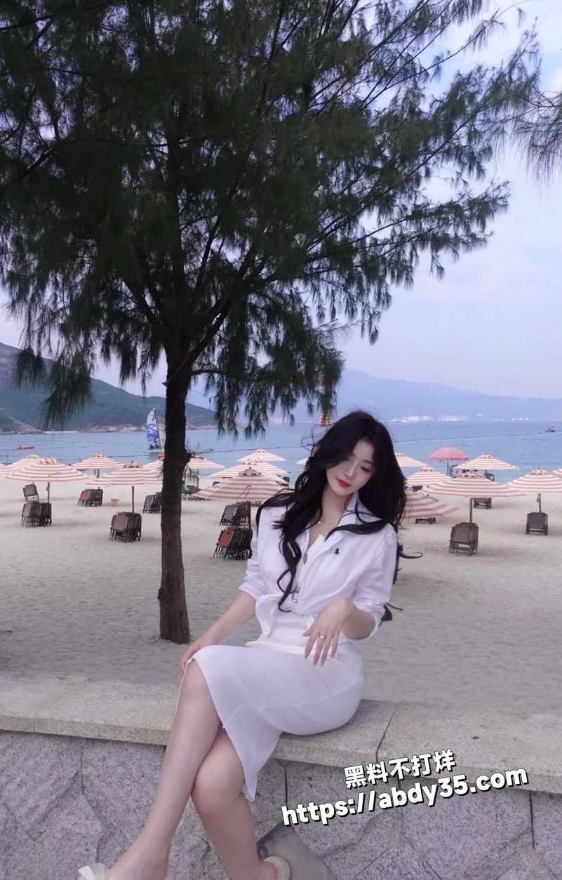 秦皇岛反差大学生.jpg4