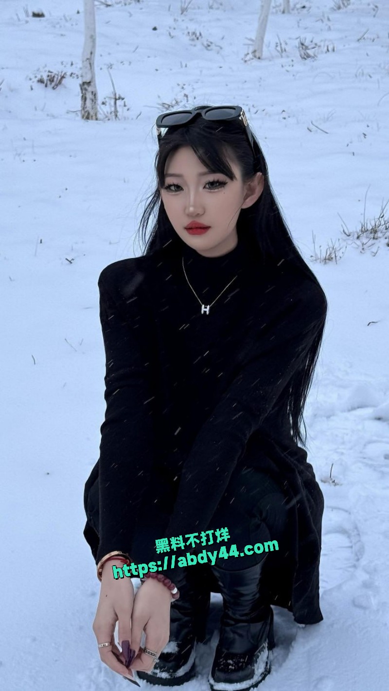 瘦高美女新内容流出 9