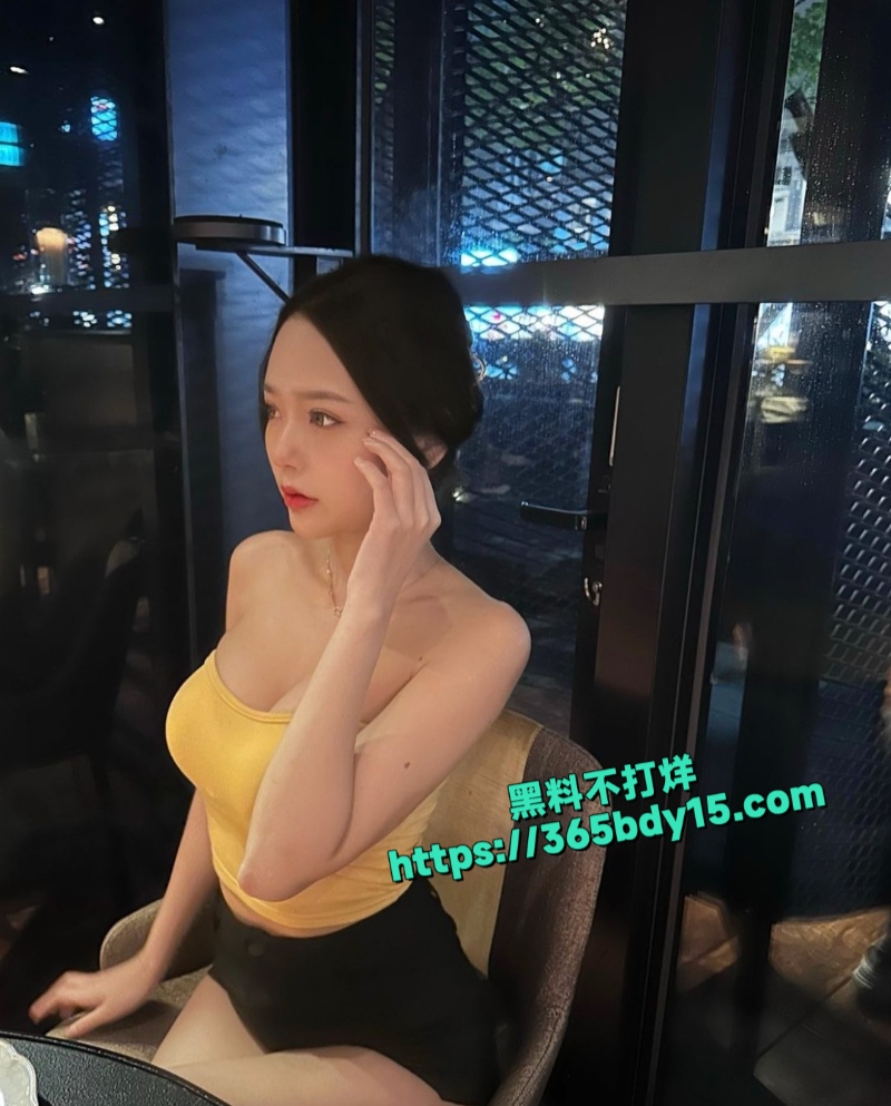 超漂亮的大奶医美治疗师芸馨3