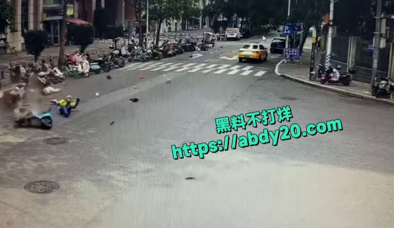 福建仓山区亭头路交通事故视频 7