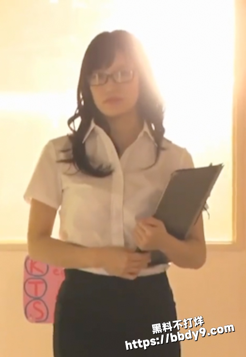 AV解说2
