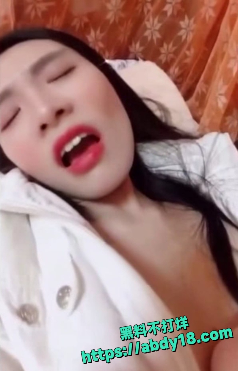 钟雅姿另类教学变成小母狗1