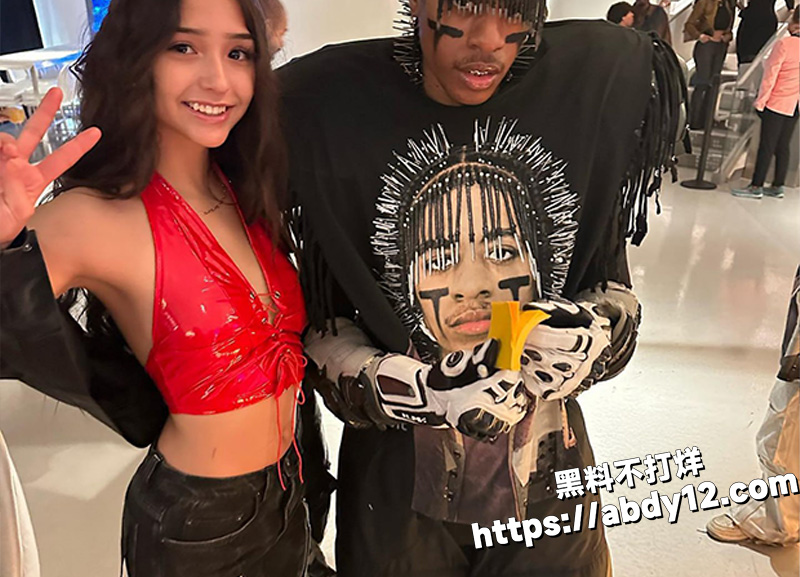 19清纯大学生 Layla.Jenner4