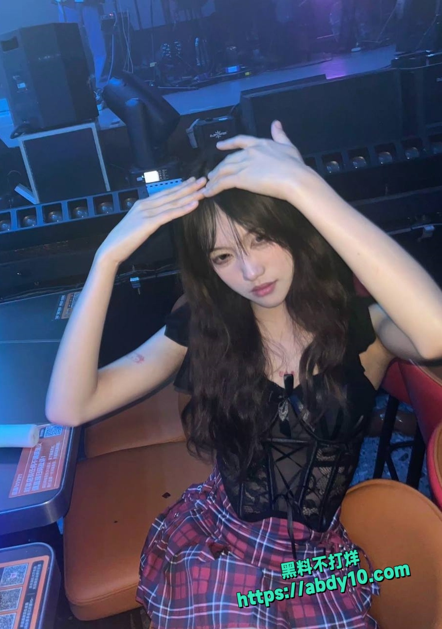 上海张欣玥1