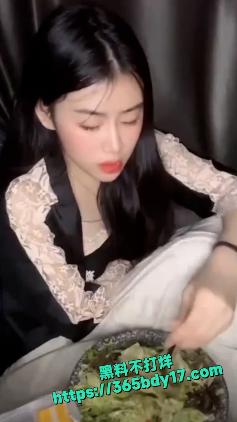 抖音骚气少妇冯笑笑 10