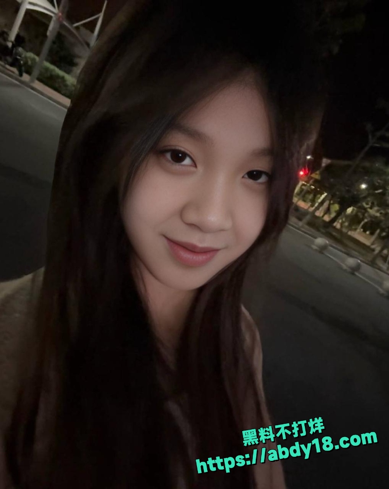 凯里女孩聚会脱衣全过程9