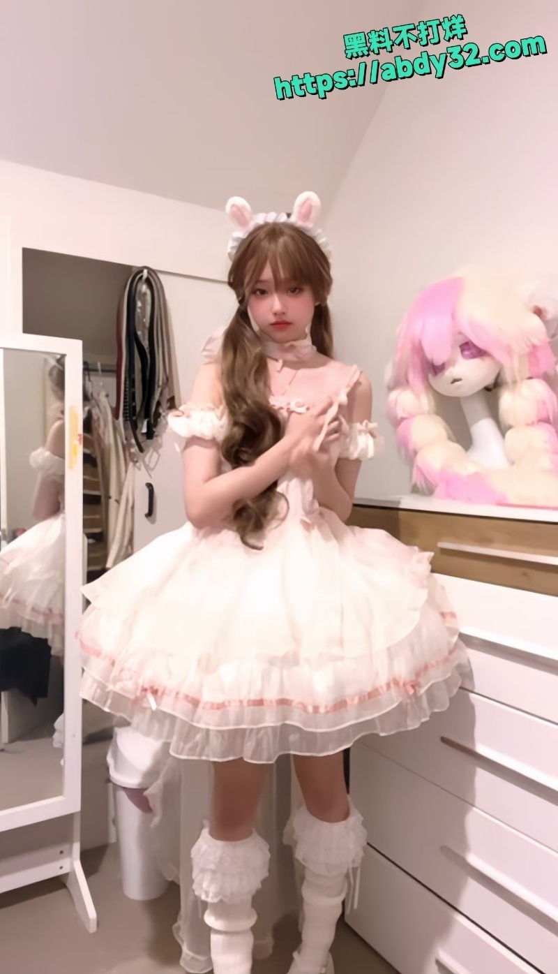 少女麒麟酱自慰视频2
